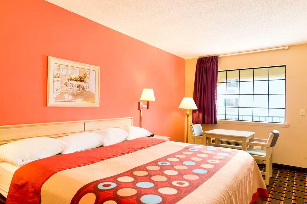 Americas Best Value Inn Дариен Экстерьер фото