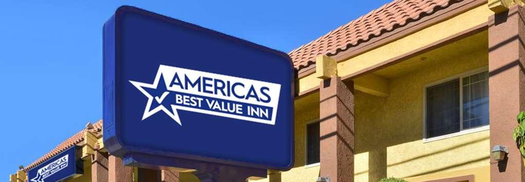 Americas Best Value Inn Дариен Экстерьер фото
