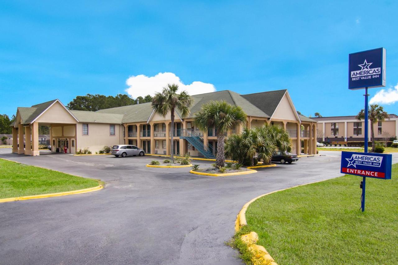 Americas Best Value Inn Дариен Экстерьер фото